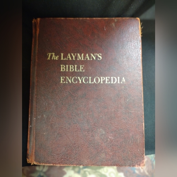 Accents Vintage The Laymans Bible Encyclopedia Poshmark